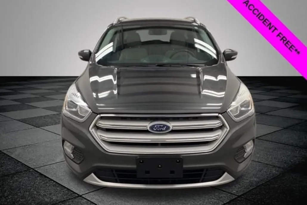 2017 Ford Escape Titanium photo 1