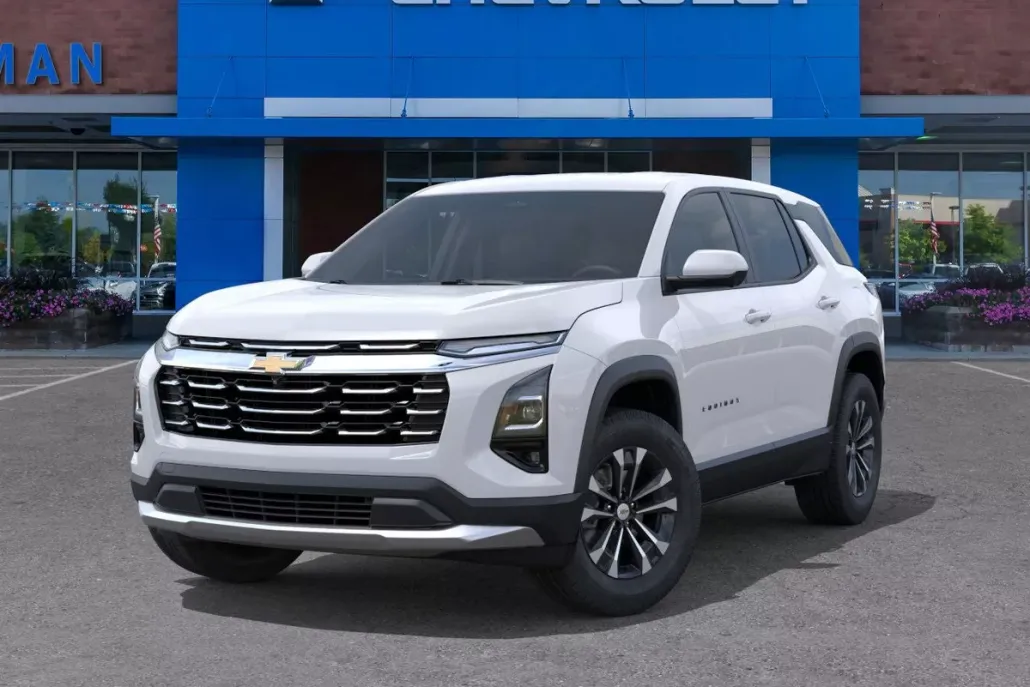 2026 Chevrolet Equinox LT photo 1