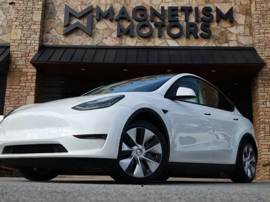 2021 Tesla Model Y Long Range photo 1
