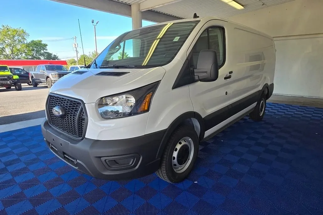2025 Ford Transit photo 1