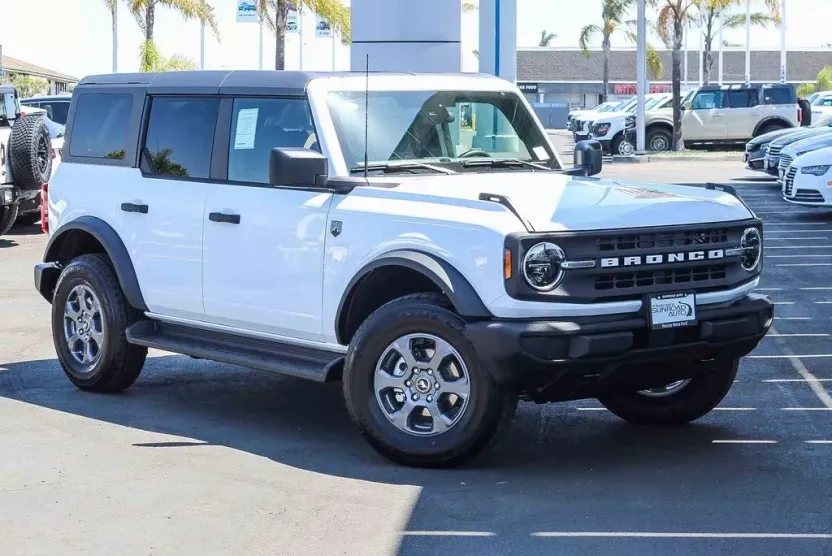 2025 Ford Bronco Big Bend photo 1