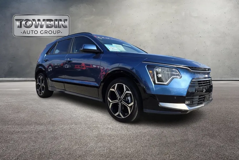 2024 Kia Niro SX Touring photo 1