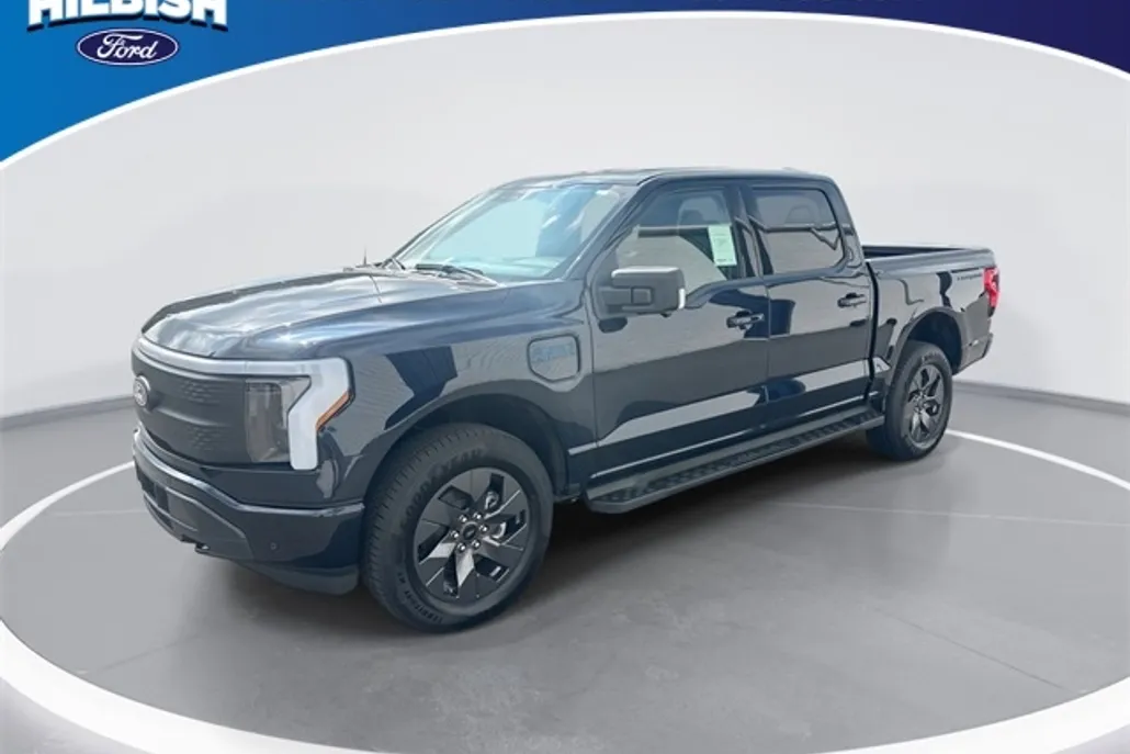 2025 Ford F-150 Lightning photo 1