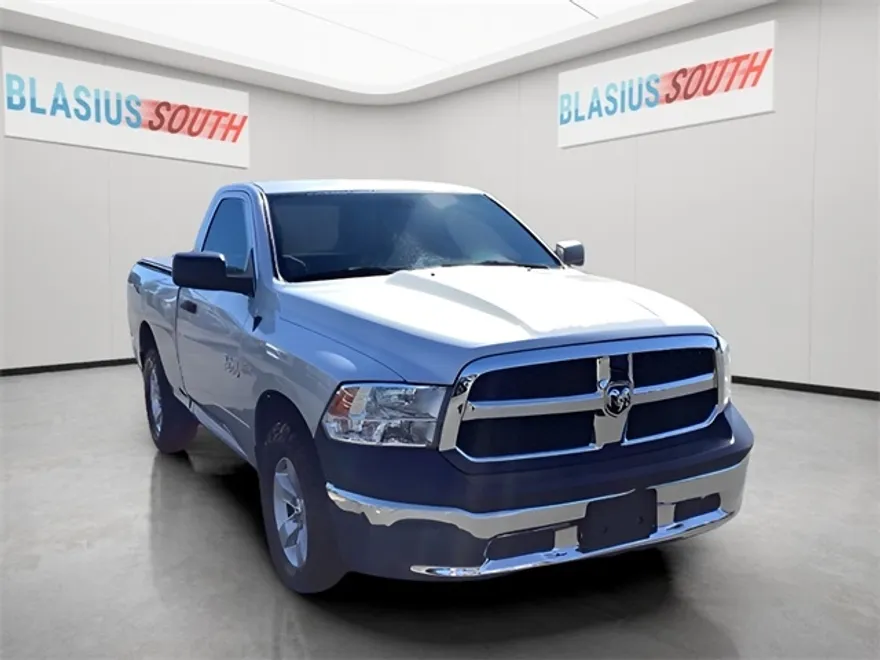 2016 Ram 1500 Tradesman photo 1