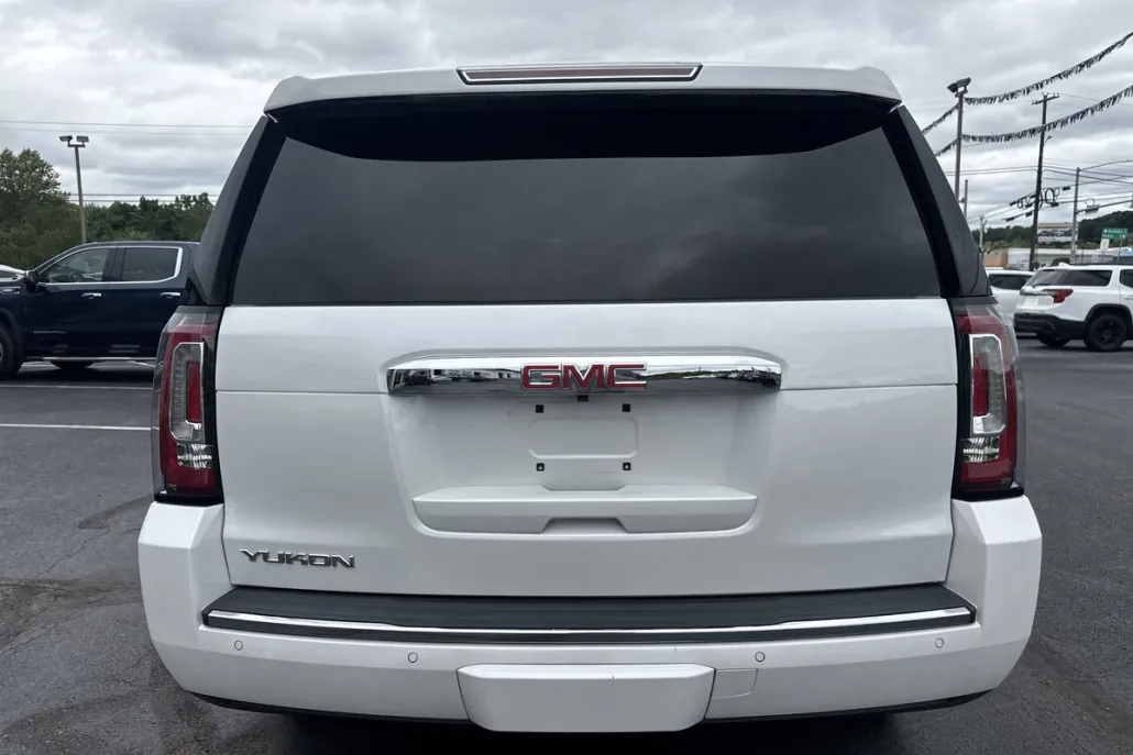 2020 Gmc Yukon Denali photo 1