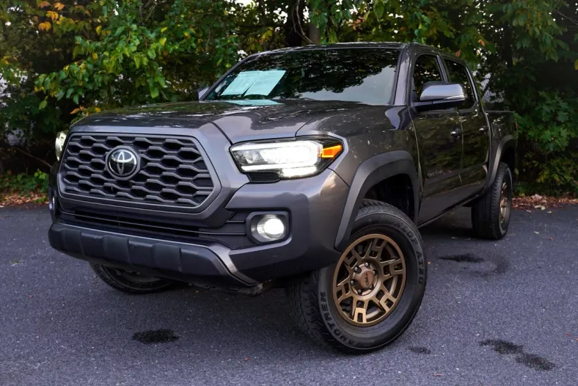 2021 Toyota Tacoma TRD Pro V6 photo 1