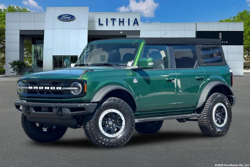 2024 Ford Bronco Outer Banks photo 1