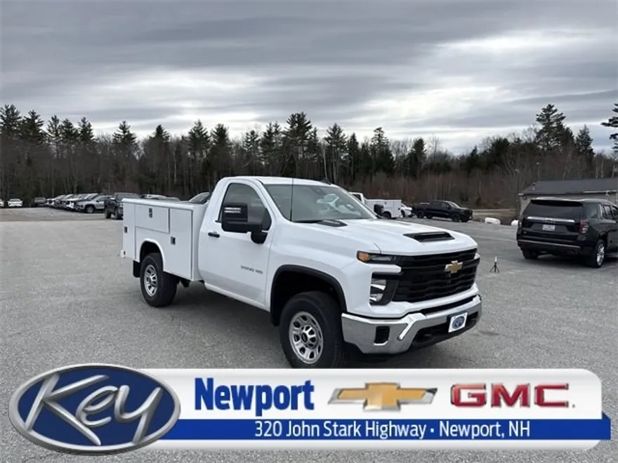 2025 Chevrolet Silverado 3500HD photo 1