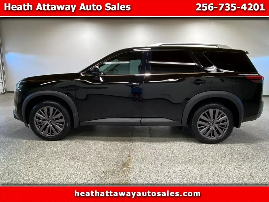 2022 Nissan Pathfinder SL photo 1