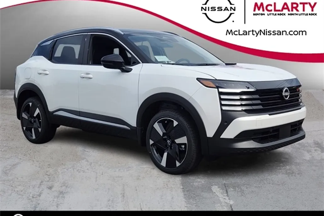 2025 Nissan Kicks SR photo 1