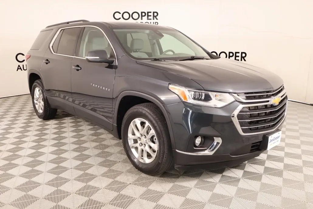 2021 Chevrolet Traverse Cloth photo 1