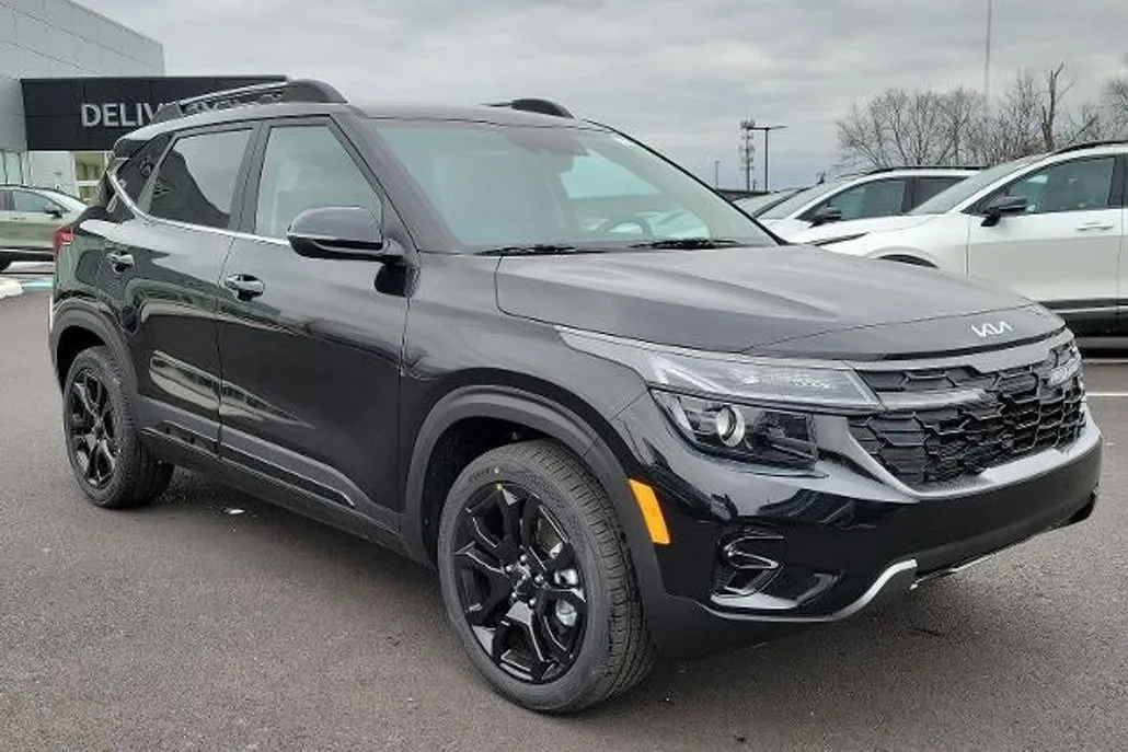 2024 Kia Seltos X-Line photo 1