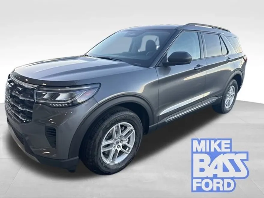 2025 Ford Explorer photo 1