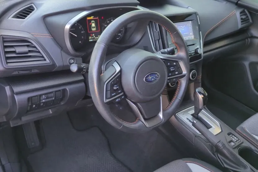 2023 Subaru Crosstrek Premium photo 1