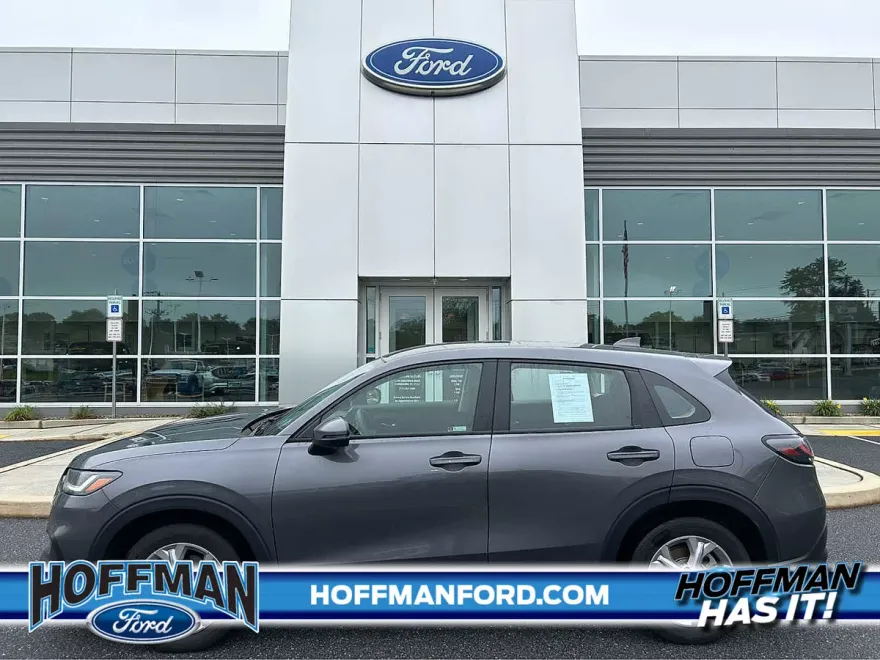 2023 Honda HR-V LX photo 1