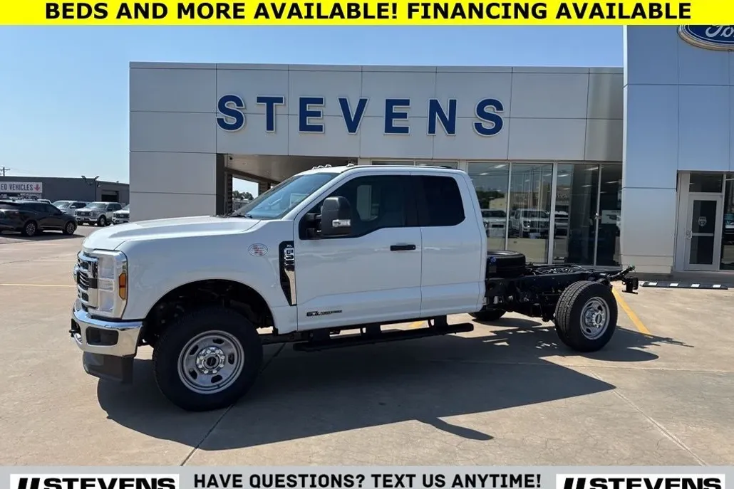 2025 Ford F-350 photo 1