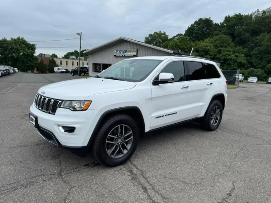 2017 Jeep Grand Cherokee Limited photo 1