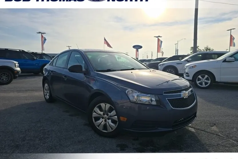 2014 Chevrolet Cruze photo 1
