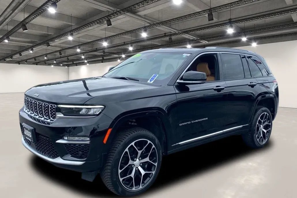 2022 Jeep Grand Cherokee Summit Reserve photo 1