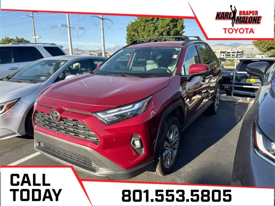 2022 Toyota RAV4 XLE Premium photo 1