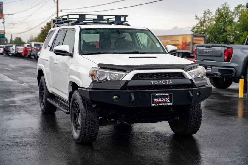 2016 Toyota 4Runner TRD Pro photo 1