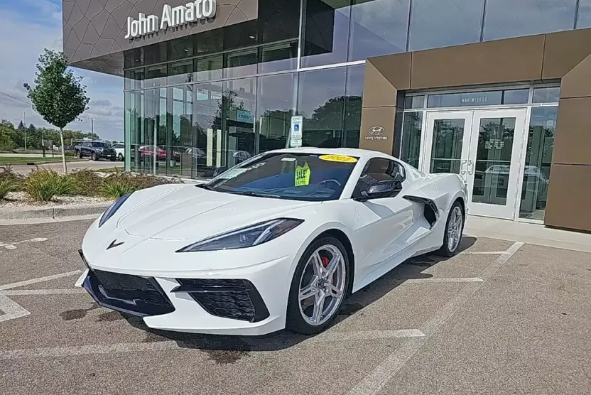 2022 Chevrolet Corvette Stingray 2LT photo 1