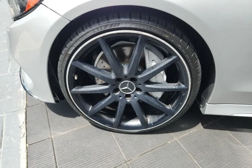 2018 Mercedes Benz C 300 photo 1