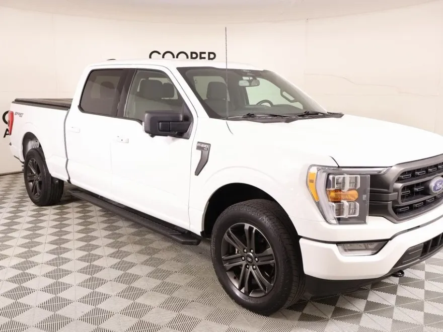 2022 Ford F-150 XLT photo 1