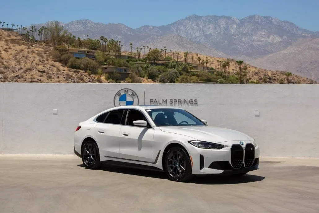 2024 Bmw i4 eDrive35 photo 1