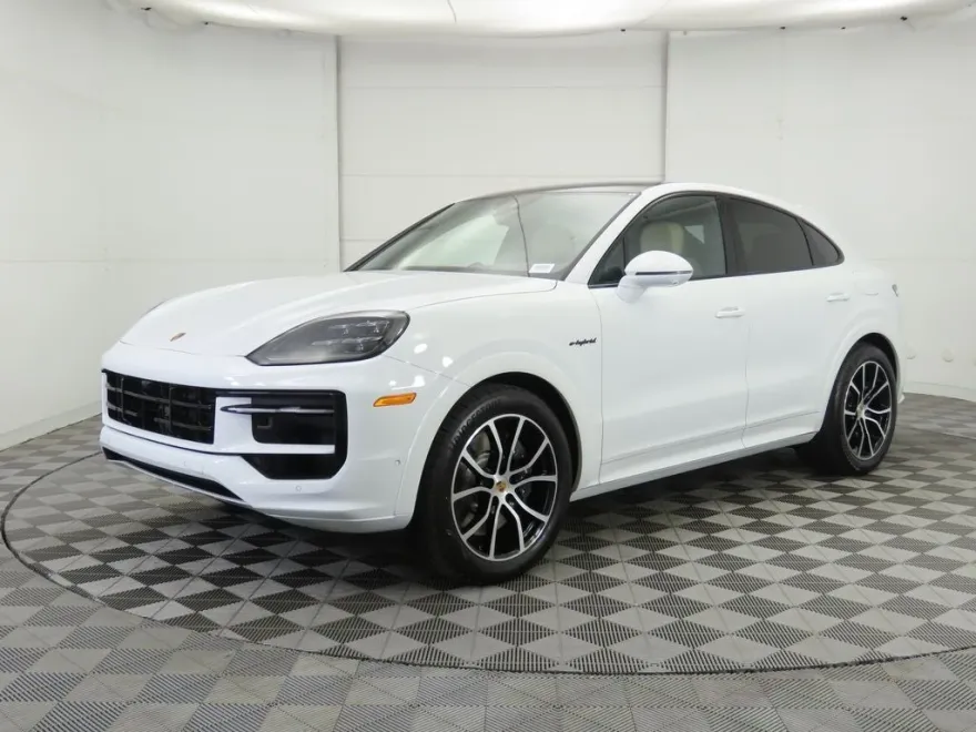 2025 Porsche Cayenne E-Hybrid Coupe Base photo 1