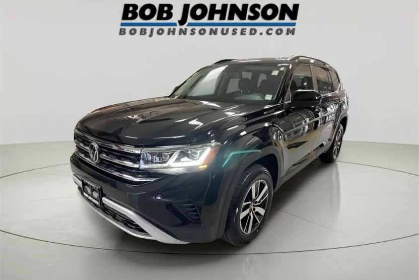 2022 Volkswagen Atlas SE photo 1