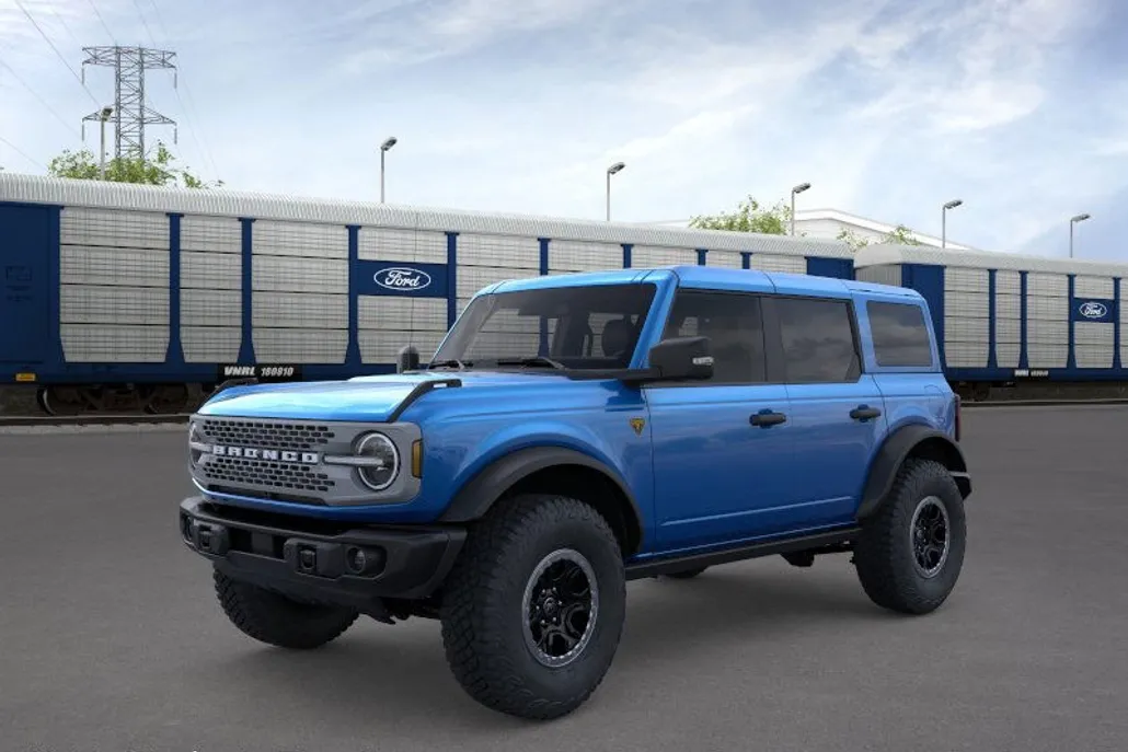 2025 Ford Bronco Badlands photo 1