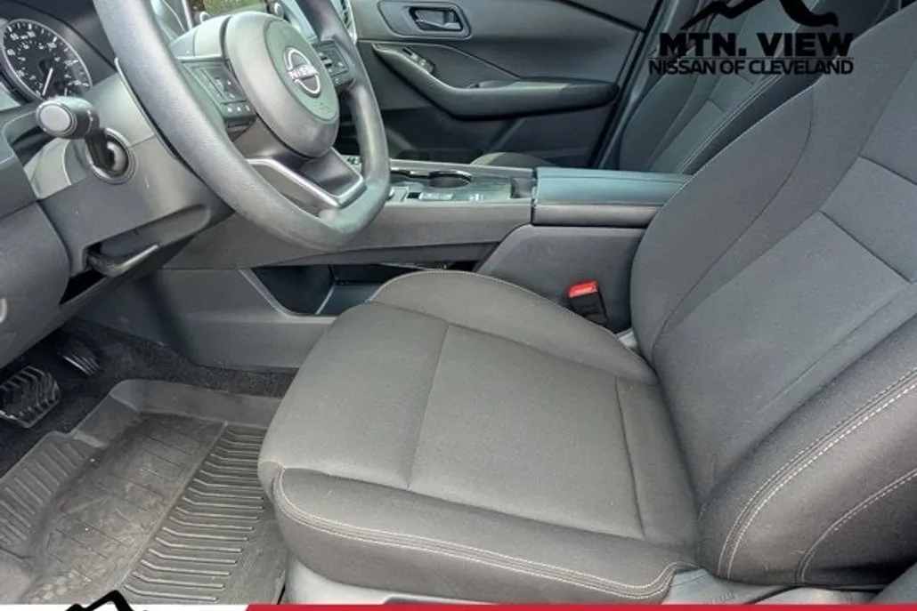 2024 Nissan Rogue S photo 1