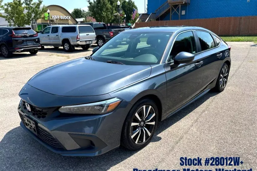 2022 Honda Civic EX-L Hatchback photo 1