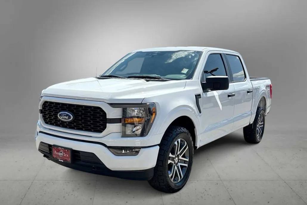 2023 Ford F-150 XL photo 1