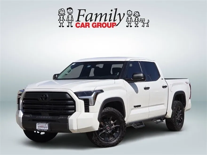 2025 Toyota Tundra Limited photo 1