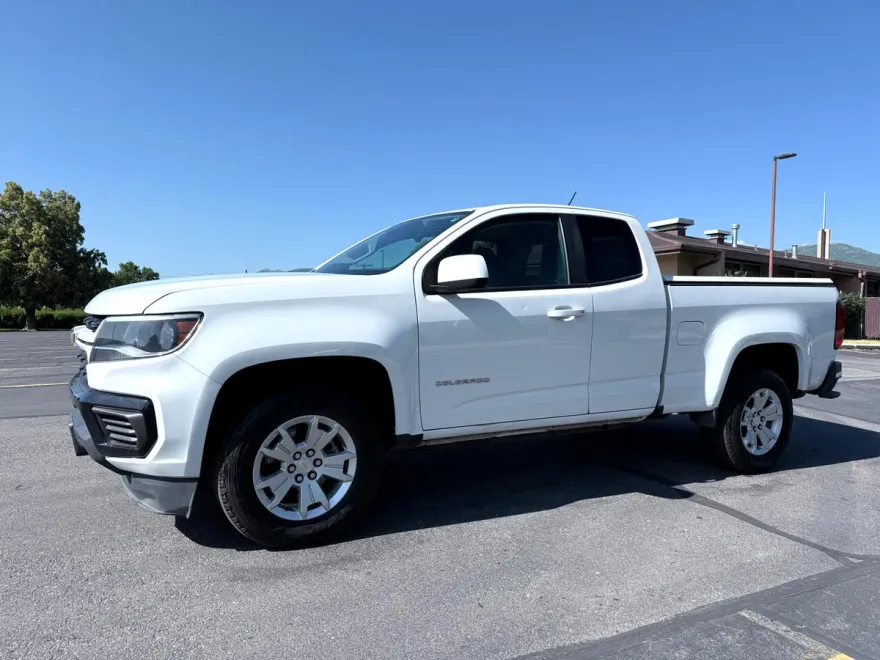 2021 Chevrolet Colorado LT photo 1