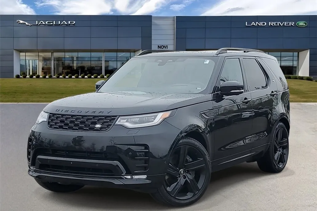 2025 Land Rover Discovery SE photo 1