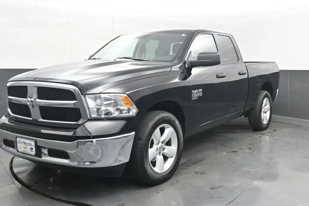 2024 Ram 1500 Classic SLT photo 1