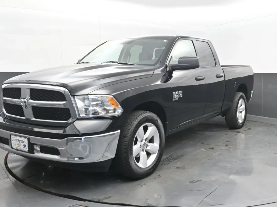 2024 Ram 1500 Classic SLT photo 1
