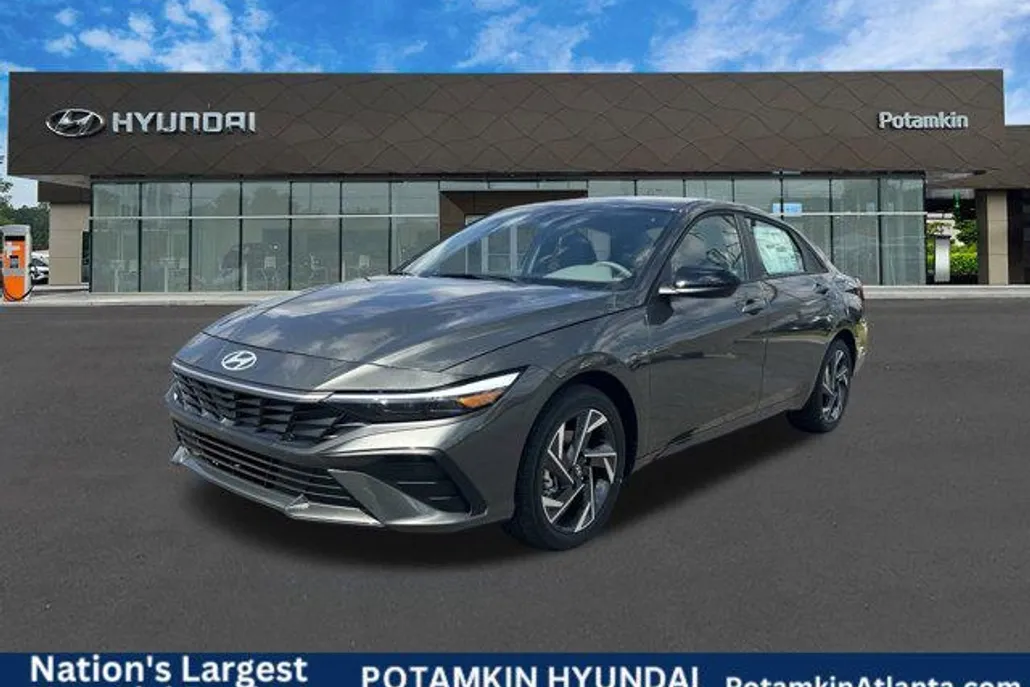 2025 Hyundai Elantra SEL Sport photo 1