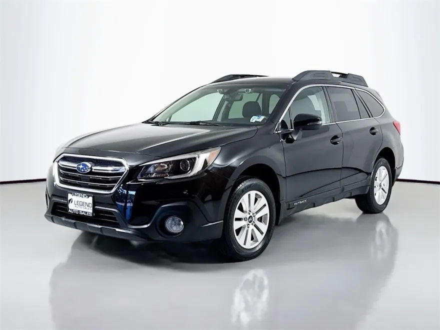 2018 Subaru Outback 2.5i Premium photo 1