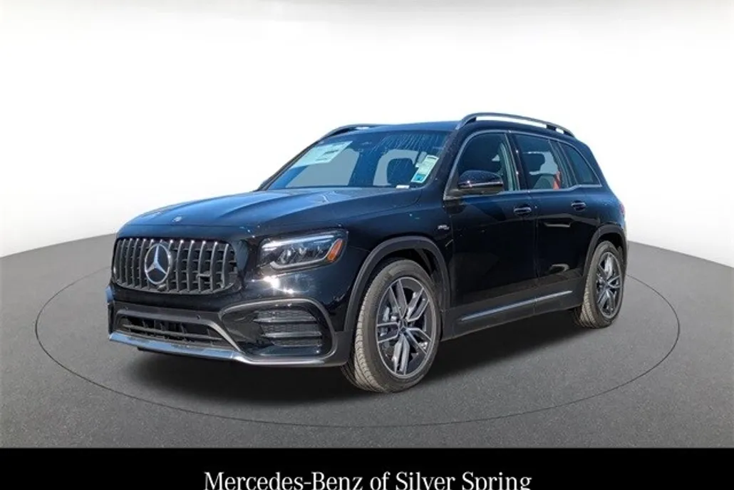 2025 Mercedes Benz GLB AMG 35 4MATIC photo 1