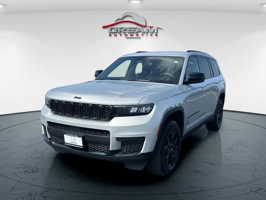 2024 Jeep Grand Cherokee Altitude photo 1
