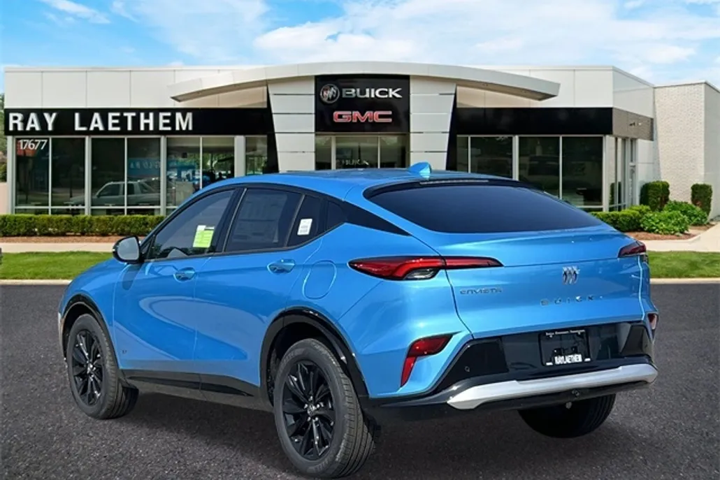 2025 Buick Envista ST photo 1