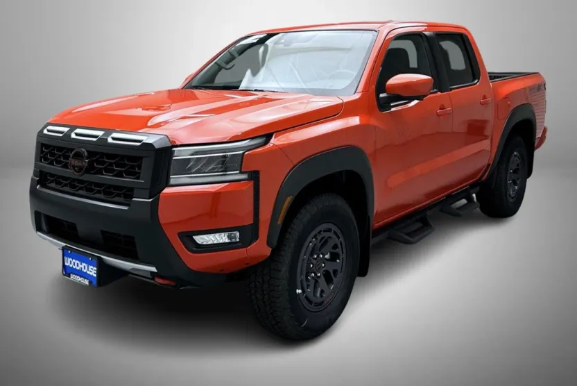 2025 Nissan Frontier Crew Cab PRO-4X photo 1