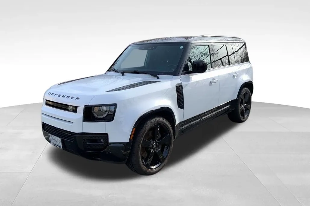 2023 Land Rover Defender 110 X-Dynamic SE photo 1