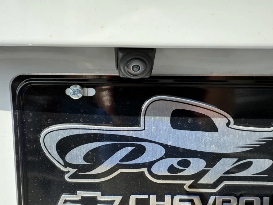 2023 Chevrolet Malibu 1LT photo 1