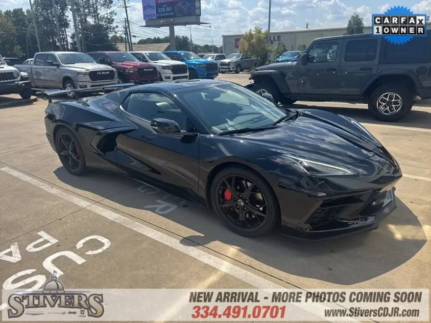 2022 Chevrolet Corvette Stingray Convertible 2LT photo 1