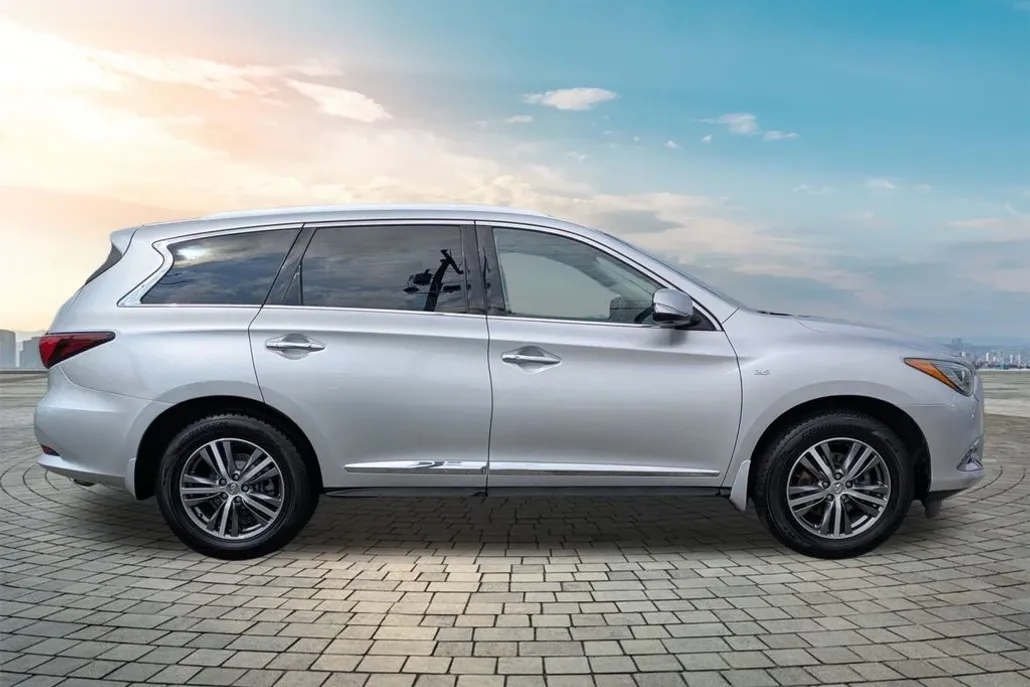 2020 Infiniti QX60 Luxe photo 1
